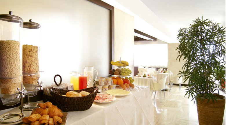 Hotel Petit Palais