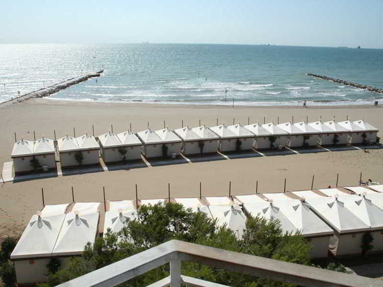 Hotel Petit Palais