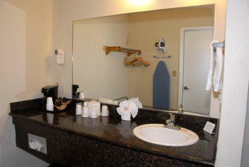 Motel Ambassador Inn Fresno