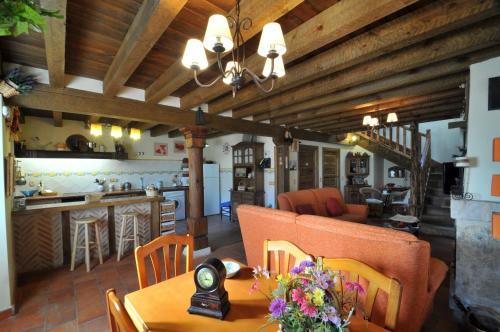 Agroturismo La Fuente de Pavia