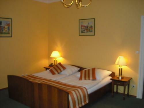 Hostal Sant Georg Garni
