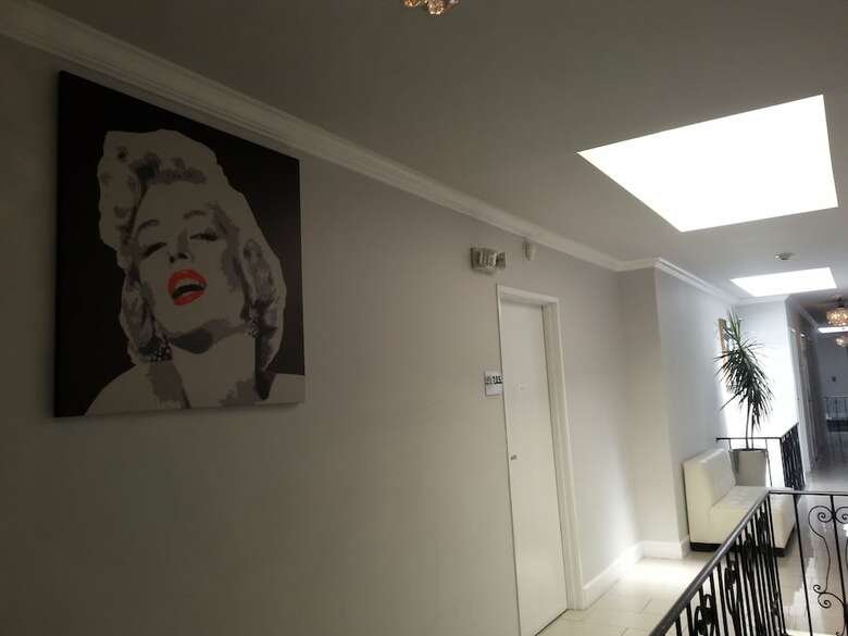 Hollywood Vip Hotel