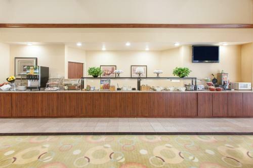 Hotel Hawthorn Suites Midwest City