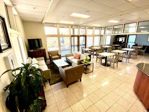 Hotel Friendship Inn