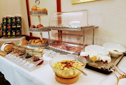Hostal Hotel Garni Reulein