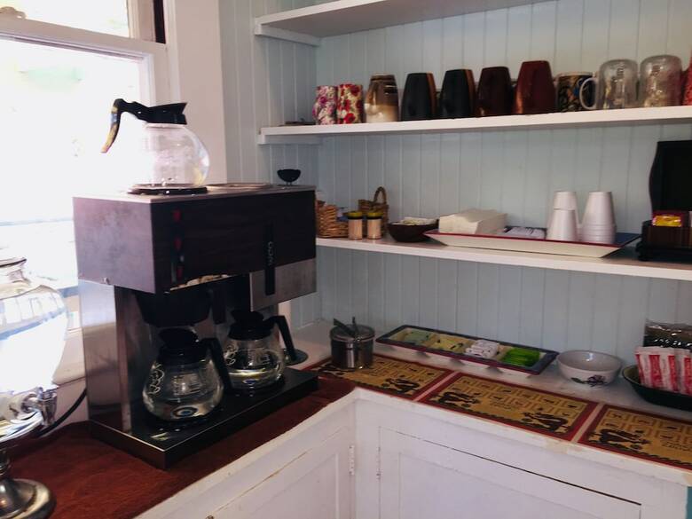 Aloha Junction Bed & Breakfast