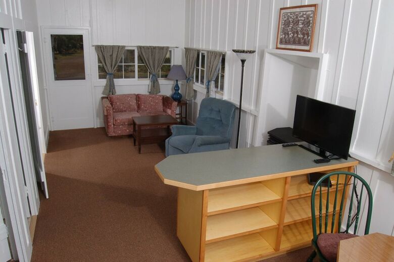 Lava Lodge At Hale Kilauea