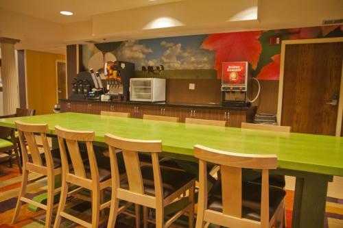 Hotel Fairfield Inn & Suites Modesto