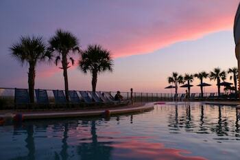 Hotel Holiday Inn Express Orange Beach - On The Beach