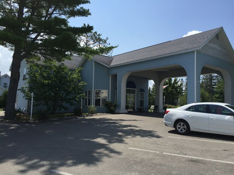 Hotel Fairview Beachfront Inn & Waterpark