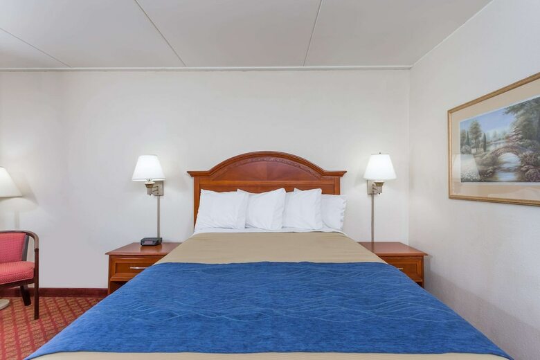 Motel Days Inn Winston-salem North