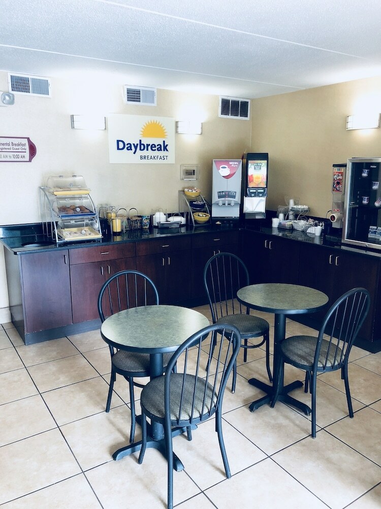 Motel Days Inn Winston-salem North