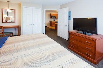 Hotel Candlewood Suites Kalamazoo