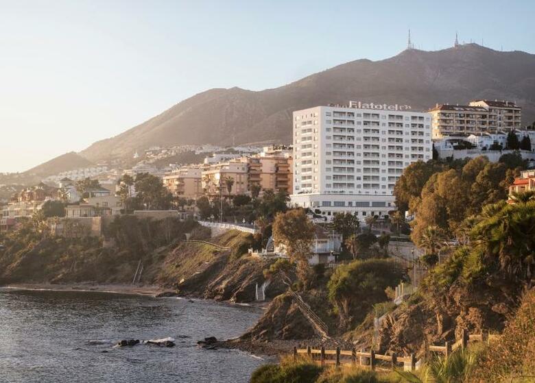 Aparthotel First Flatotel International