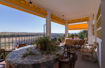 Casa Valdecaballeros