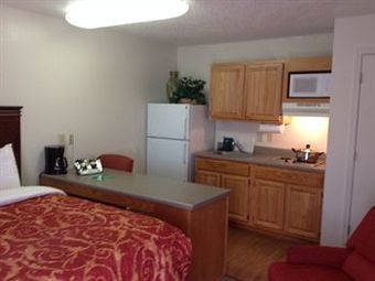 Hotel Home-towne Suites Auburn