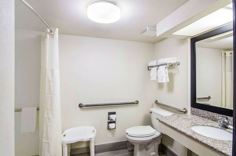 Hotel Quality Inn Saraland