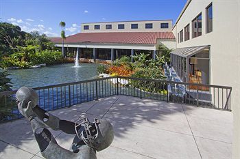 Shula's Hotel & Golf Club