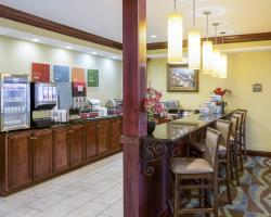 Hotel Comfort Suites Harvey - New Orleans West