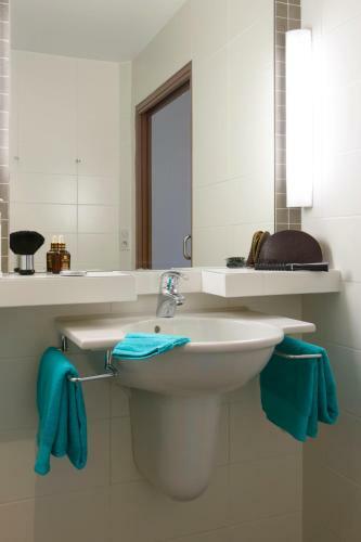 Best Hotel Reims Croix Blandin