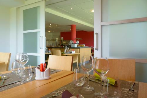 Best Hotel Reims Croix Blandin