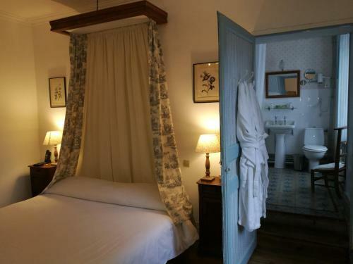 Hotel Logis - Chateau De Beauregard