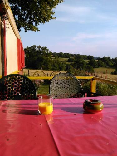 Bed & Breakfast La Roulotte de Lola - Chambre D'h�tes