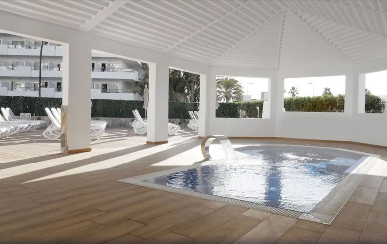 Hotel Servatur Waikiki