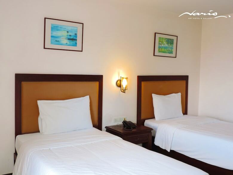 Naris Art Hotel