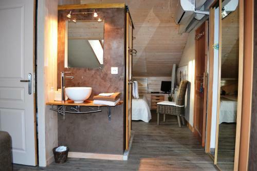 Bed & Breakfast Chambres D'h�tes Les Volets Bleus
