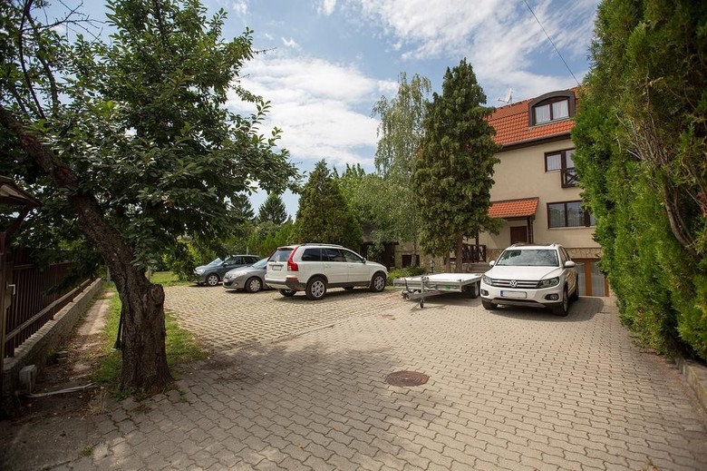 Helios Hotel & Pension