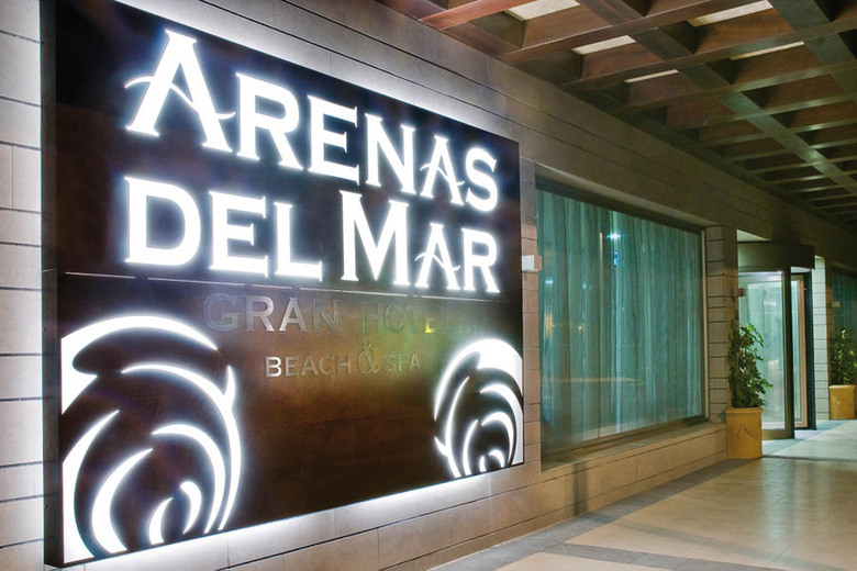 Kn Hotel Arenas Del Mar Adults Only