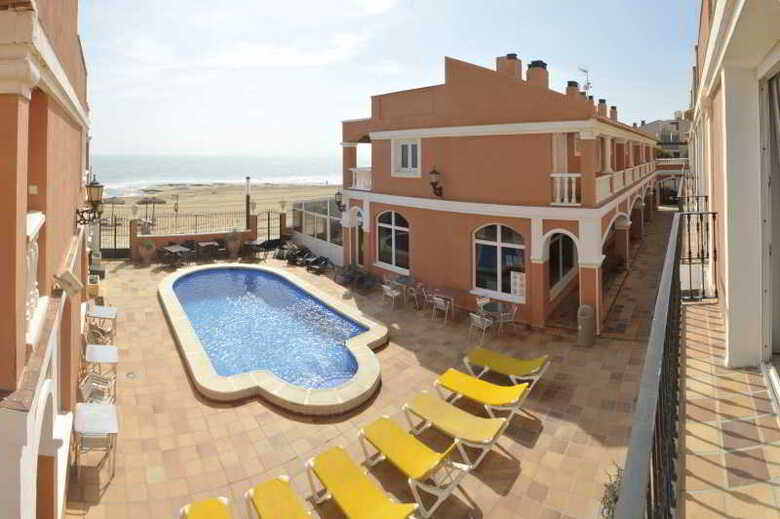 Aparthotel Lloyds Beach Club