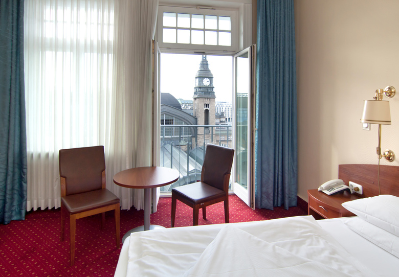 Hotel Kronprinz Novum Am Hamburg Hauptbahnhof