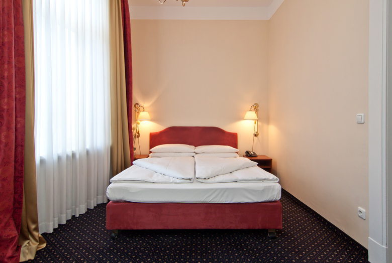 Hotel Kronprinz Novum Am Hamburg Hauptbahnhof