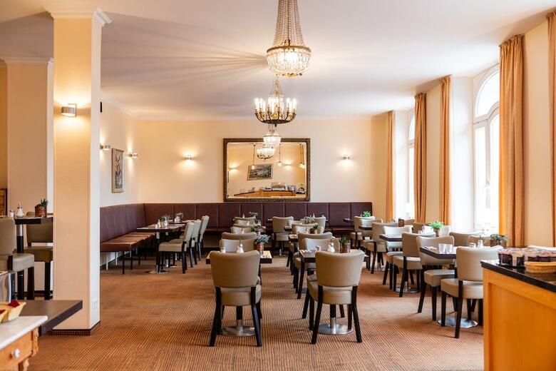 Hotel Kronprinz Novum Am Hamburg Hauptbahnhof