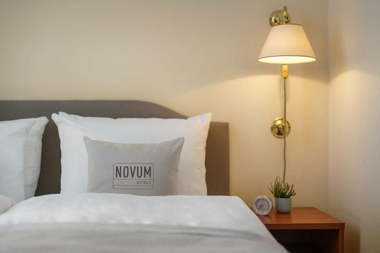 Hotel Kronprinz Novum Am Hamburg Hauptbahnhof