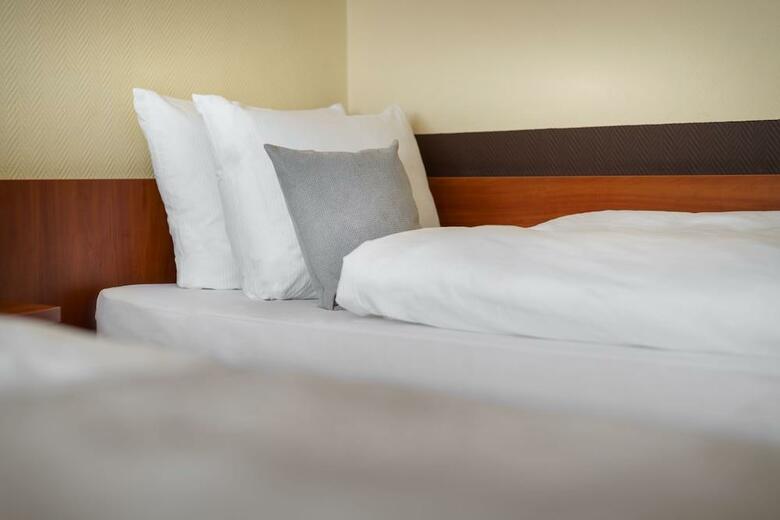 Hotel Kronprinz Novum Am Hamburg Hauptbahnhof