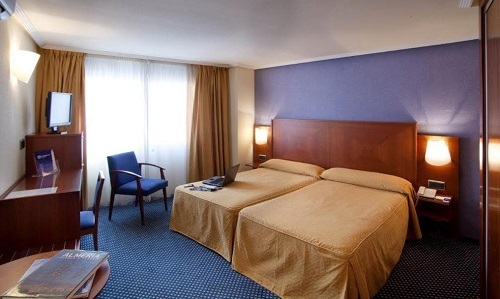 Hotel Torreluz Centro