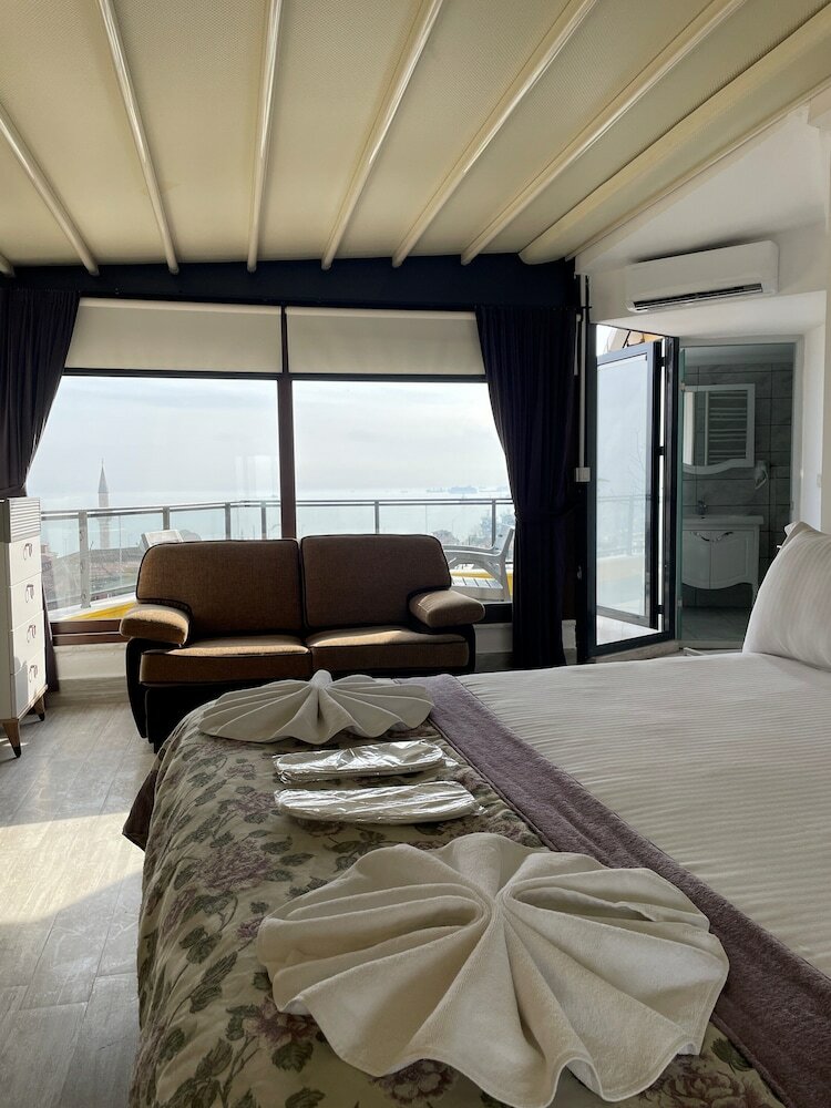 Arena Hotel