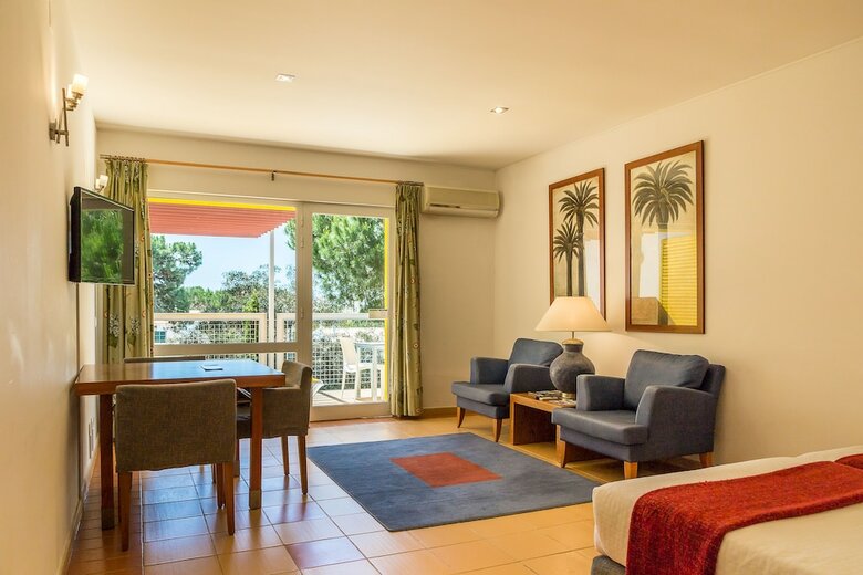 Hotel Pinhal Da Marina