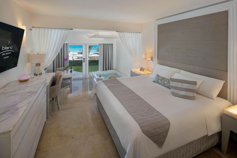 Hotel Le Blanc Spa Resort All Inclusive Adults Only