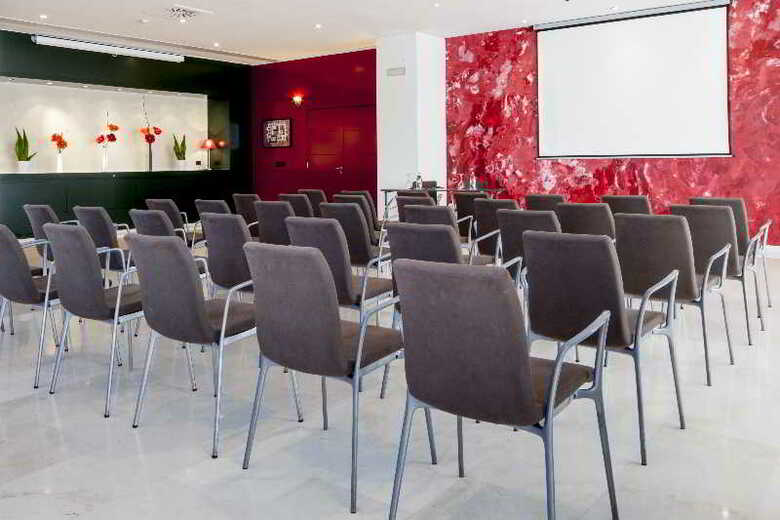 Hotel Sercotel Ab Rivas