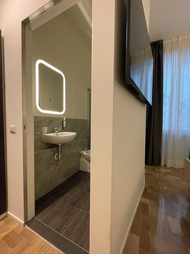 Hotel Bed & Bed In Milano