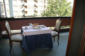 Admiral Hotel