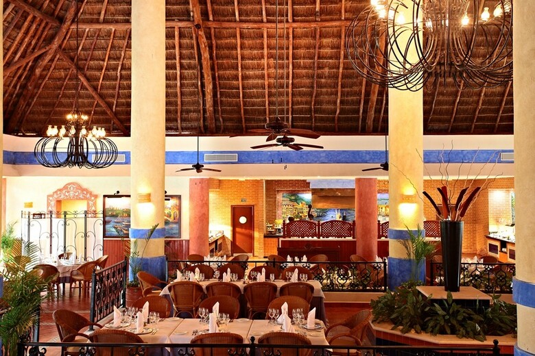 Hotel Bahia Principe Grand Coba