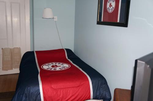 Hostal 463 Beacon Street Guest House