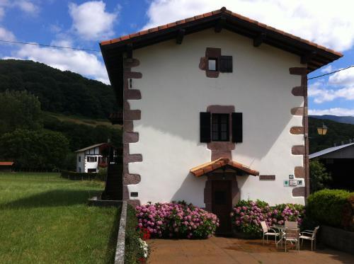 Agroturismo Casa Rural Eguzkialde