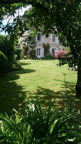 Bed & Breakfast La Maison de Madame Baudy
