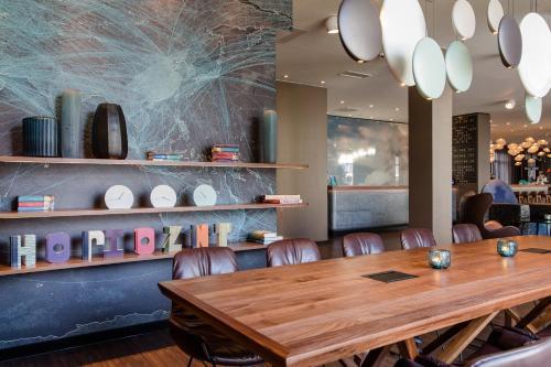 Hotel Motel One Frankfurt Airport